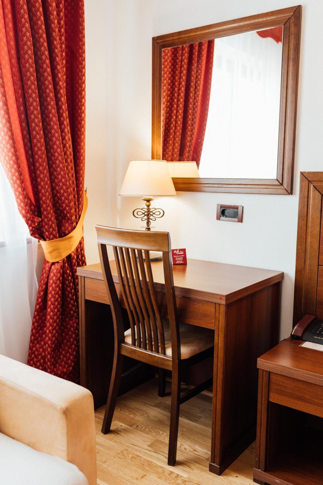 Hotel Picok Ðurđevac Esterno foto